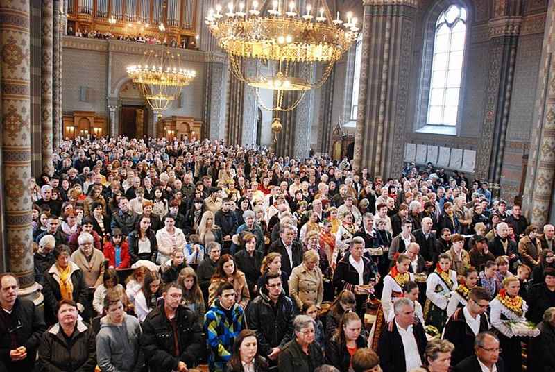 Veliko jubilejsko hodočašće Županjskog dekanata u katedralu