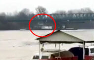 Incident na Savi: Brod udario u most koji povezuje Brčko i Gunju (VIDEO)