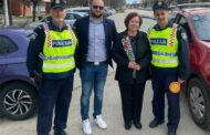 POLICIJA U SURADNJI S GRADOM Ružama i čestitkama vozačicama u Županji uljepšali Dan žena