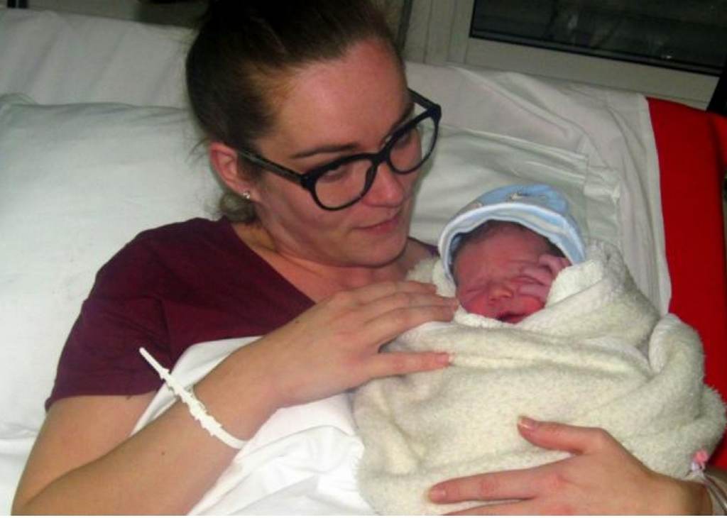 Noah iz Drenovaca, prva beba rođena u OŽB-u Vinkovci