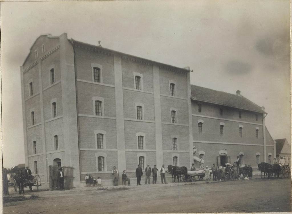 Fotografije starog mlina u Županji