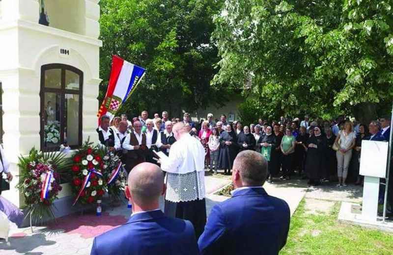 PROSLAVLJEN DAN OPĆINE BOŠNJACI - Blagoslovljena kapelica na mjestu “krvavih izbora”