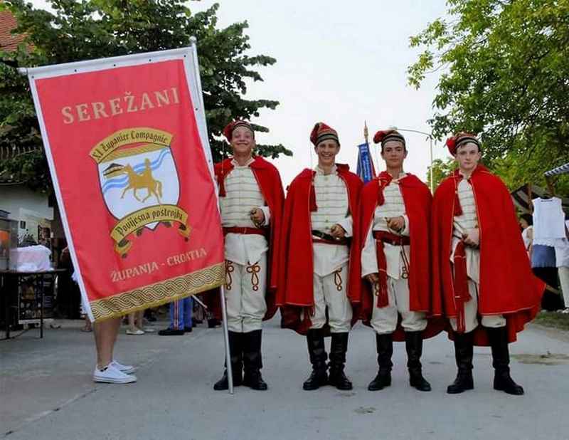 Jeste li znali: Vojno-povijesna postrojba Serežani - Županja