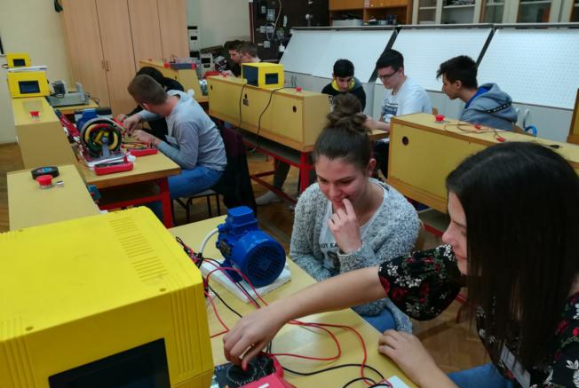 TEHNIČKA ŠKOLA ŽUPANJA Žele raditi didaktiku na hrvatskom za sve škole
